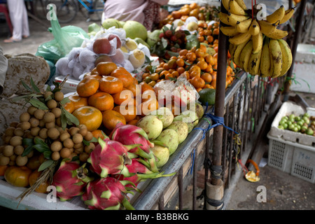 Scena di strada, Hoi An, Quang Nam Provincia, Vietnam Foto Stock