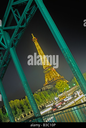 La Torre Eiffel, Parigi, Francia, Europa Foto Stock
