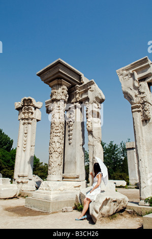 Cina, Pechino. Il vecchio palazzo estivo rovine (MR). Foto Stock