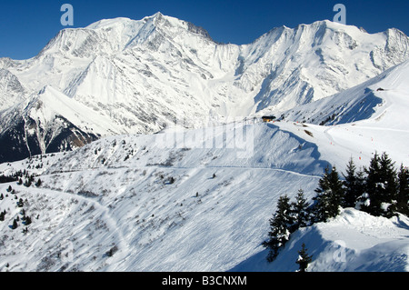 Area sci ai piedi del massiccio del Monte Bianco Saint Gervais Haute Savoie Francia Foto Stock