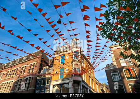 Bandiera arancione sulla strada Amsterdam Olanda Foto Stock
