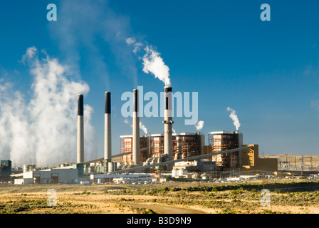 Un alimentate a carbone Impianto di potenza elettrico in Wyoming Foto Stock