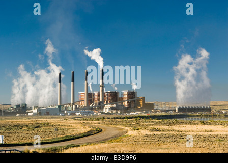 Un alimentate a carbone Impianto di potenza elettrico in Wyoming Foto Stock