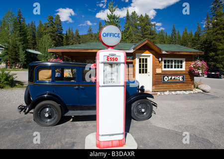 Vecchia Stazione di gas in Alberta Canada Foto Stock