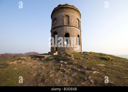 'Solomons tempio' o 'Torre Grinlow' vicino a Buxton in Derbyshire Gran Bretagna Foto Stock