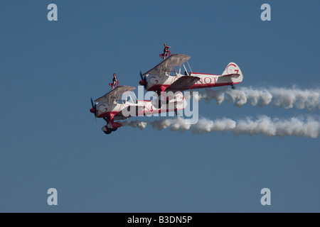 Ala-walker aerobatic flying display Foto Stock