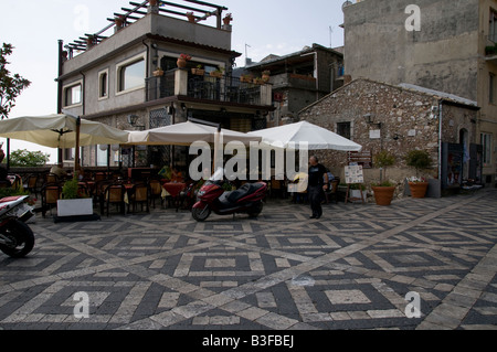 Castelmola, sopra Taormina, Sicilia, Italia Foto Stock