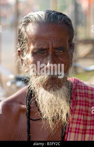 Ritratto di un vecchio uomo indiano Isole Andamane india Foto Stock