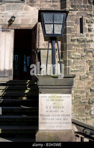 Repton scuola pubblica edifici principali e motivi tra cui la biblioteca e il quadrante, Burton-on-Trent, Derbyshire, Regno Unito Foto Stock