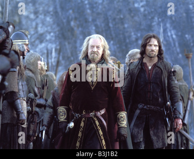 Il SIGNORE DEGLI ANELLI : LE DUE TORRI 2002 Entertainment/New Line film con Bernard Hill e Viggo Mortensen a destra Foto Stock