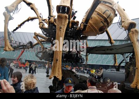 La Princesse la creazione di Francois Delaroziere e la macchina a Liverpool s'Albert Dock Foto Stock