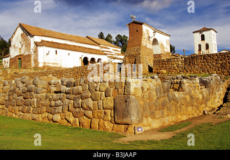 La Iglesia de Montserrat Montserrat chiesa di Chinchero, Urubamba, Cuzco, Perù Foto Stock