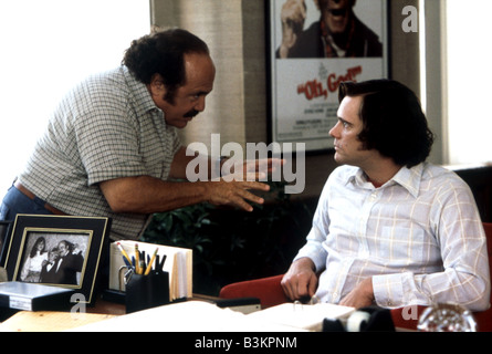 L'uomo sulla luna 1999 Universal/Mutual film con Danny DeVito a sinistra e Jim Carrey Foto Stock