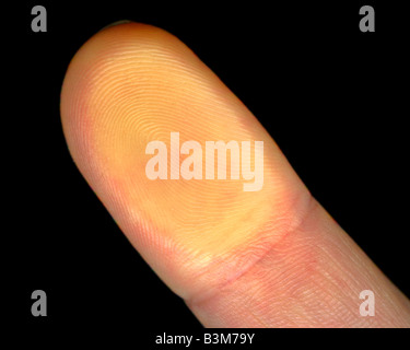 In prossimità di una impronta digitale su un maschio umano mano Foto Stock