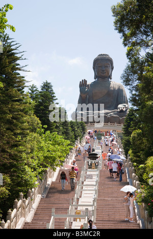La statua di Buddha di Tian Tan presso il Monastero Po Lin Lantau Island Hong Kong Foto Stock