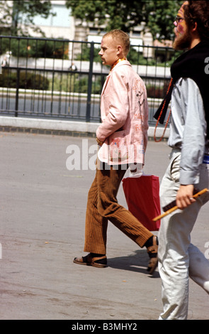 SWINGING LONDON mode nella Kings Road nel 1966 Foto Stock