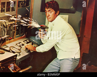 Il AMBUSHERS 1967 Columbia film con Dean Martin Foto Stock