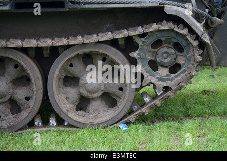 Un primo piano di Caterpillar da guerra mondiale 2 serbatoio Foto Stock