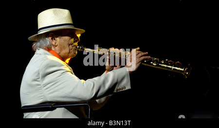 Sir John Dankworth esegue a Brecon Jazz Festival 2008 Foto Stock