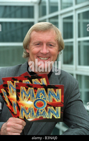 Chris Tarrant Radio TV presentatore gennaio 98 promuovendo il suo nuovo spettacolo TV UOMO O UOMO Foto Stock