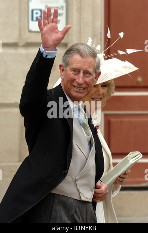 Il matrimonio di S.A.R. il Principe Carlo e Camilla Parker Bowles a Windsor Guildhall il 9 aprile 2005 Foto lasciando Windsor Foto Stock