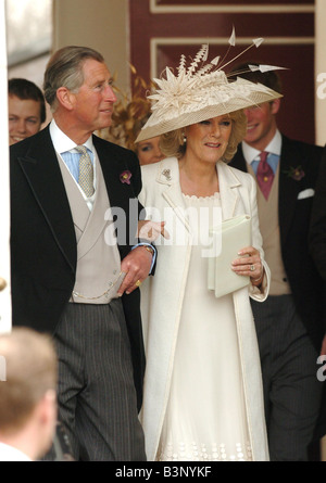 Il matrimonio di S.A.R. il Principe Carlo e Camilla Parker Bowles a Windsor Guildhall il 9 aprile 2005 Foto lasciando Windsor Foto Stock