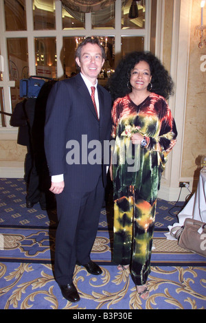 Tony Blair e Diana Ross a specchio Pride of Britain Awards 2000 all'Hilton hotel Foto Stock