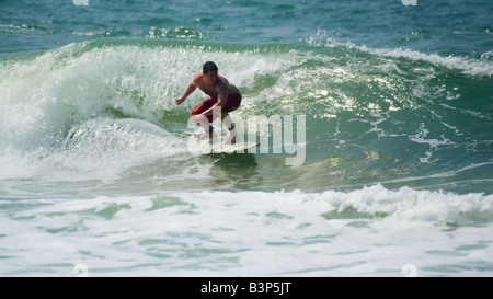 Navigazione a Praia Brava Itajai spiaggia Santa Catarina Brasile Foto Stock