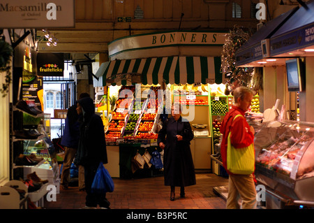 Il mercato coperto, Oxford, Oxfordshire, England, Regno Unito Foto Stock