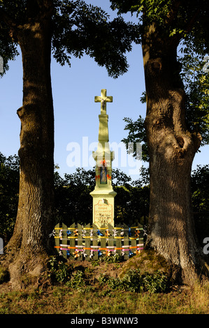 Santuario stradale (1910), Potok Senderki, Regione Roztocze, Lubelskie Voidvodeship, Polonia Foto Stock