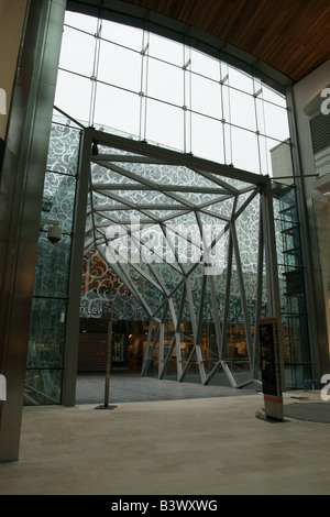 Vetro ponte coperto, Highcross Shopping Centre, Leicester Foto Stock