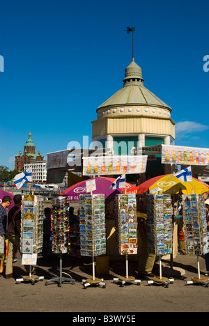 Chiosco Vendita di cartoline e altri souvenir Eteläranta nel porto di Helsinki Finlandia Europa Foto Stock