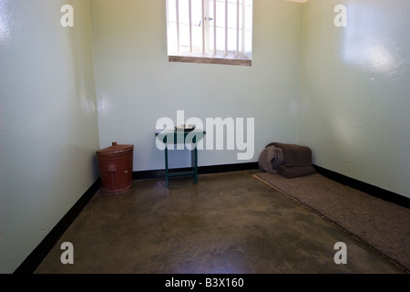 Nelson Mandela la cella del carcere di Robben Island, Cape Town, Sud Africa Foto Stock