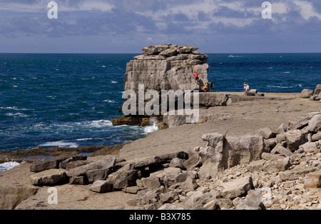 Il pulpito Rock un famoso affioramento di pietra a Portland Bill in Dorset Foto Stock