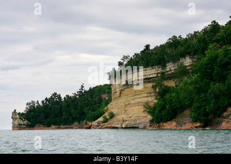Il castello di minatori e rocce raffigurato sul Lago Superiore Foto Stock
