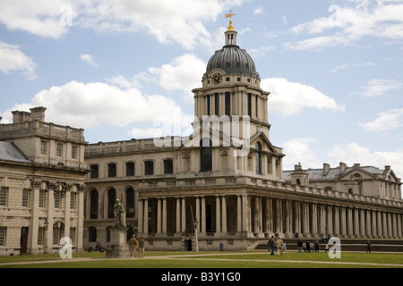 Uno degli edifici del campus della Old Royal Naval College di Greenwich a Londra. Foto Stock