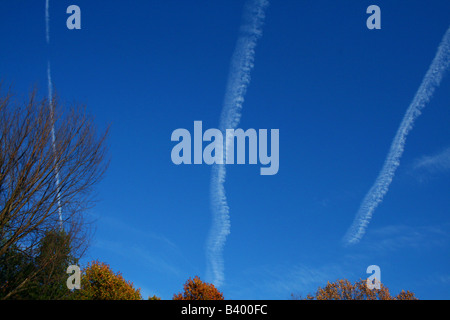 Contrails Jet Foto Stock