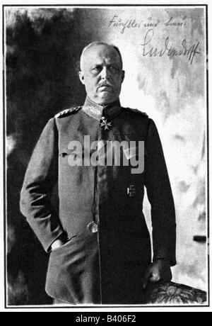 Ludendorff, Erich, 9.4.1865 - 20.12.1937, Generale Tedesco, mezza lunghezza, cartolina con firma, circa 1917, , Foto Stock