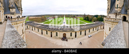 Chateau de Chambord a Chambord Loire et Cher nella Valle della Loira in Francia Foto Stock