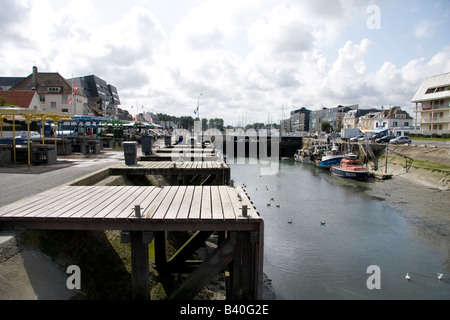 Porto di pesca a Courseulles-sur-Mer Foto Stock