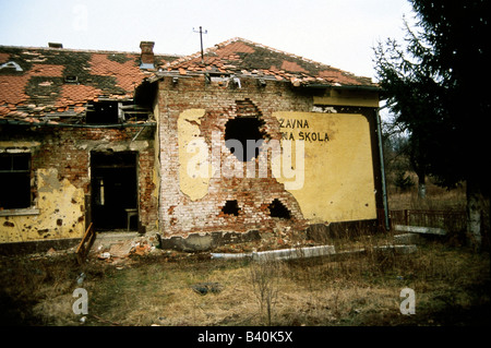 Eventi, guerra d'indipendenza croata 1991 - 1995, casa distrutta, Croazia, 1992, Jugoslavia, guerra, Guerre Jugoslava, Balcani, conflitto, distruzione, rovina, 1990s, 90s, 20th secolo, storico, storico, Foto Stock