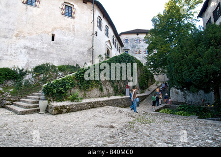 La vista interna della corte del Castello di Bled Foto Stock