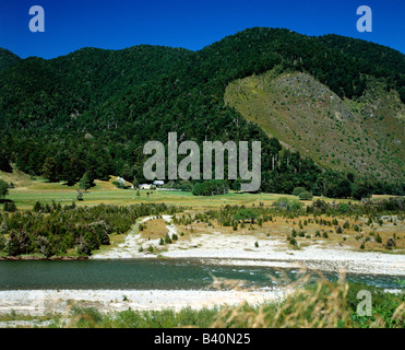 Geografia / viaggi, Nuova Zelanda, fiumi, sud - Marlborough, distretto, Wairau River Valley, paesaggio, paesaggi di montagna e Foto Stock