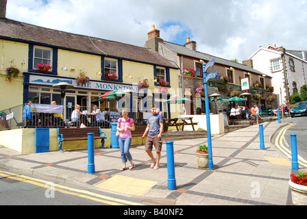 Centro città, Saundersfoot, Pembrokeshire, Wales, Regno Unito Foto Stock