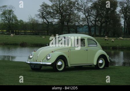 Volkswagen maggiolino 1200. In auto retrò classico Foto Stock