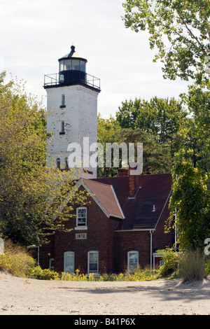 Presque Isle Faro sulla spiaggia 9 in Presque Isle State Park, Erie, PA, Stati Uniti d'America. Foto Stock