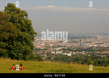 Vienna visto dal Schenkenberg vicino a Grinzing Vienna Austria Foto Stock