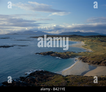 Guardando a nord ovest sopra l'Atlantico da Sanna Bay, a Ardnamurchan, Scozia verso le isole di Eigg, rhum, Muck e canna. Foto Stock