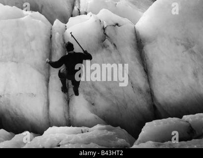 Alpinismo, escursioni in montagna, guida nel ghiacciaio, Australia, 1940s, , Foto Stock