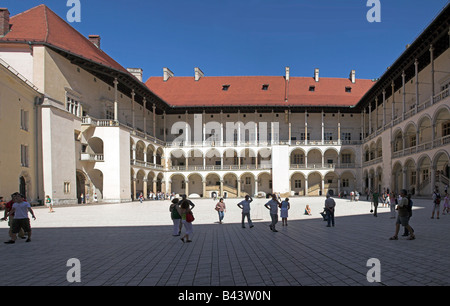 All'interno del castello di Wawel courtyard Cracovia Polonia Foto Stock